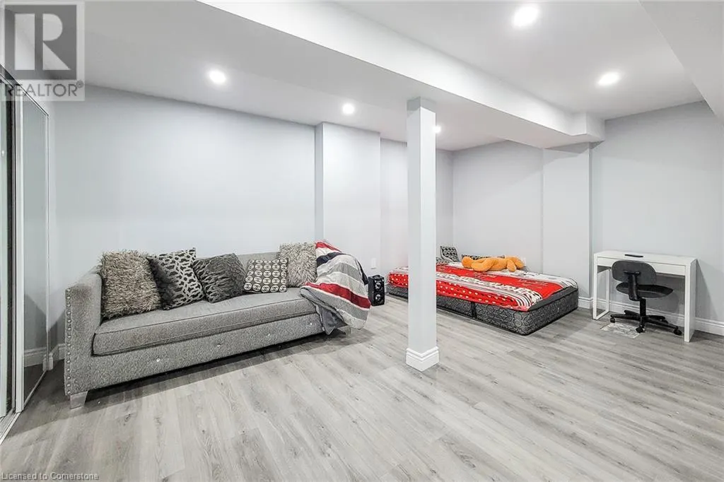11 SEANESY Drive