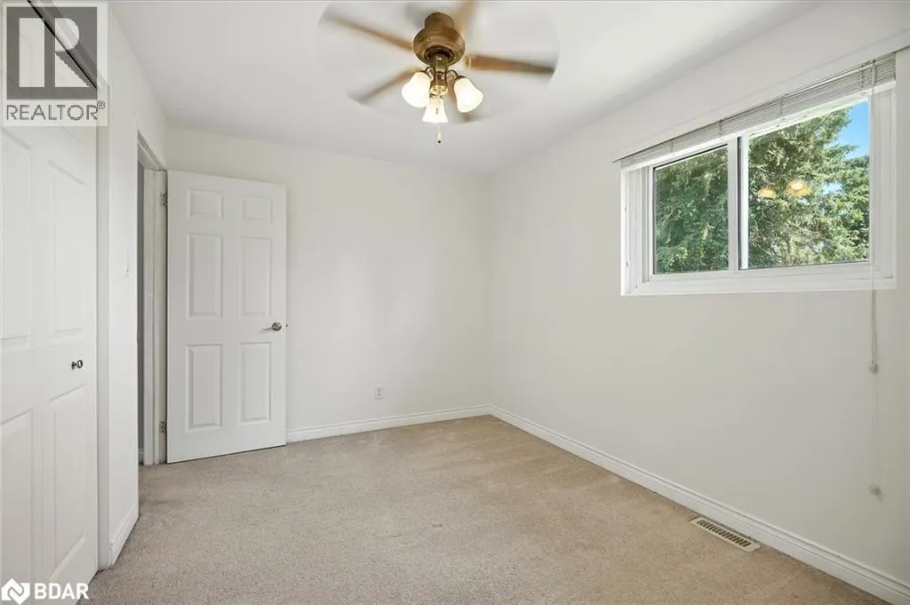 3 CYNTHIA Court