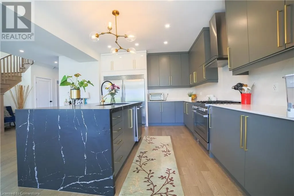 400 KLEIN Circle