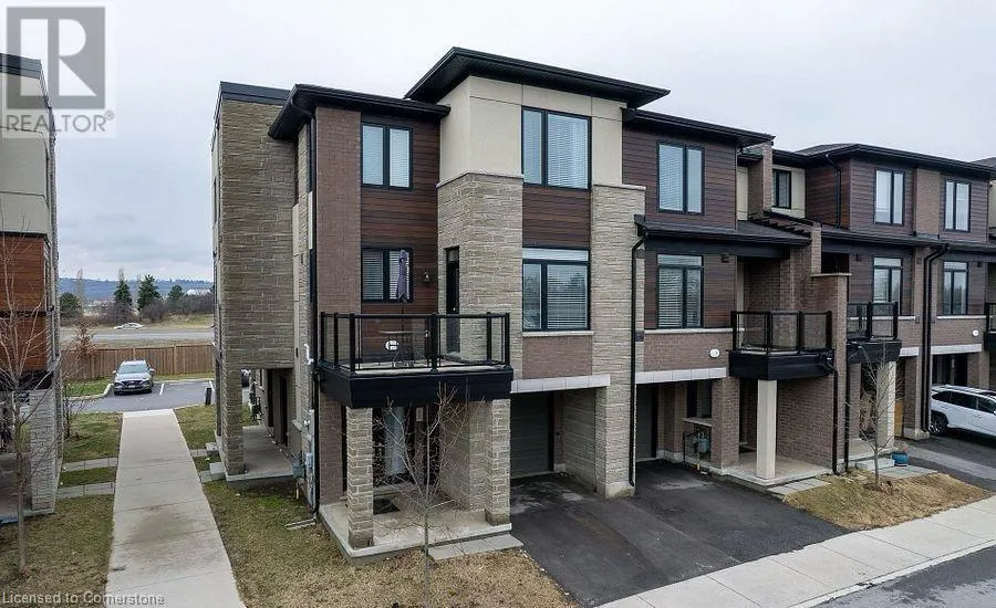 590 NORTH SERVICE Road