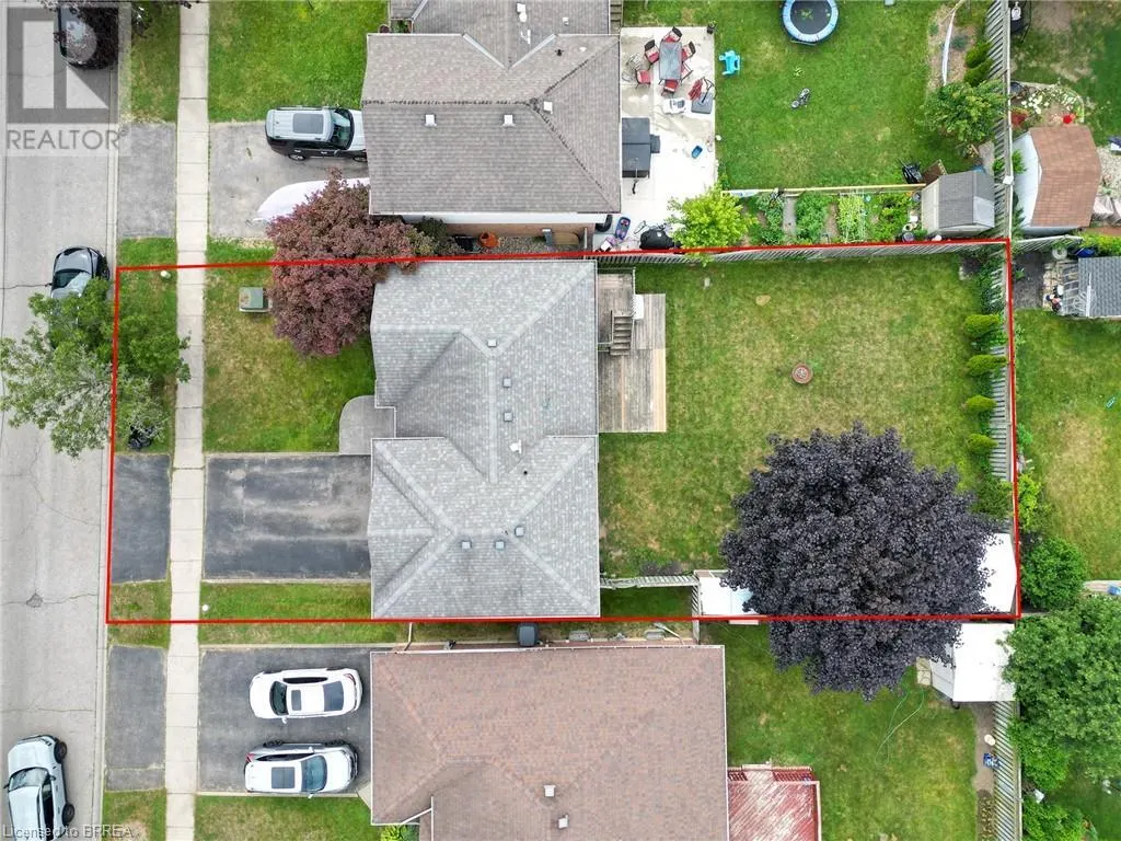 11 MAPLECREST Lane