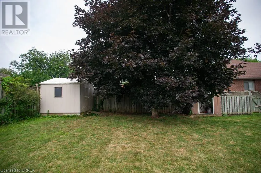 11 MAPLECREST Lane