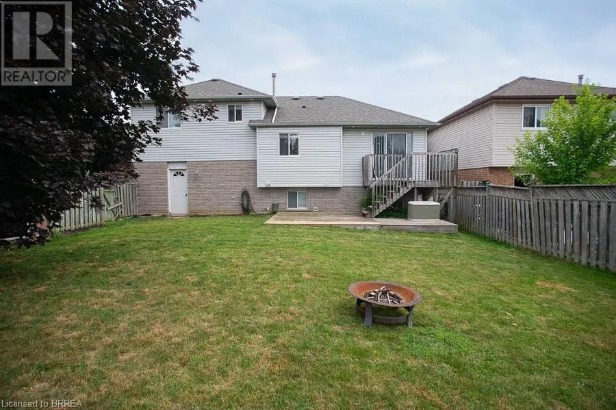 11 MAPLECREST Lane