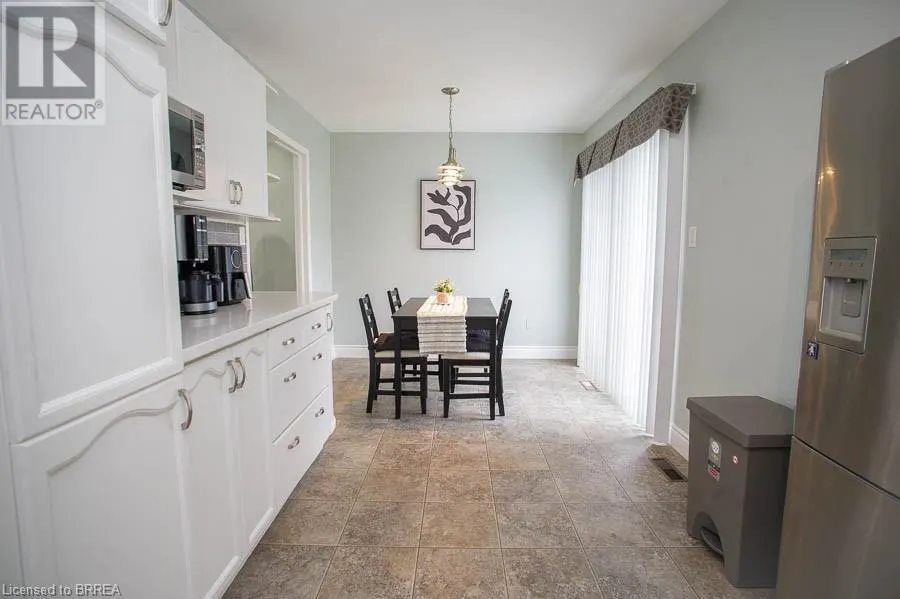 11 MAPLECREST Lane