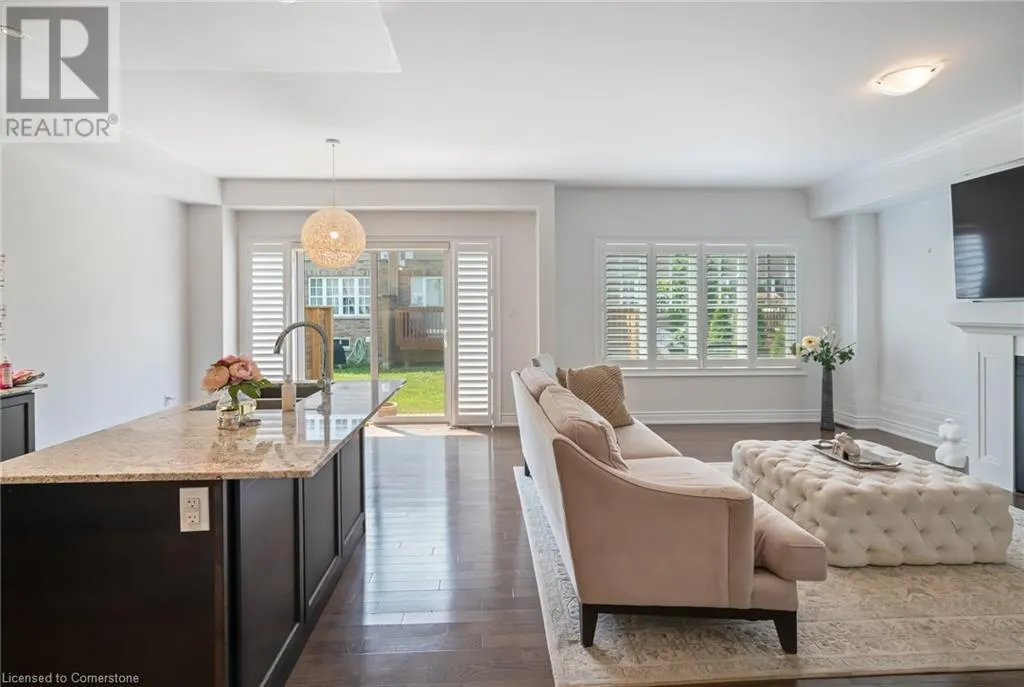 7 WINDSOR Circle