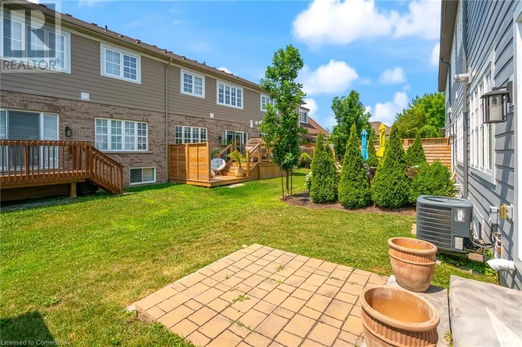 7 WINDSOR Circle