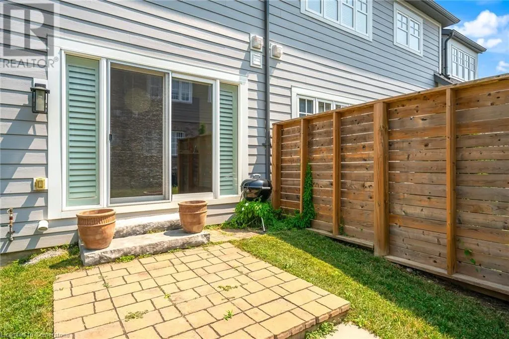 7 WINDSOR Circle