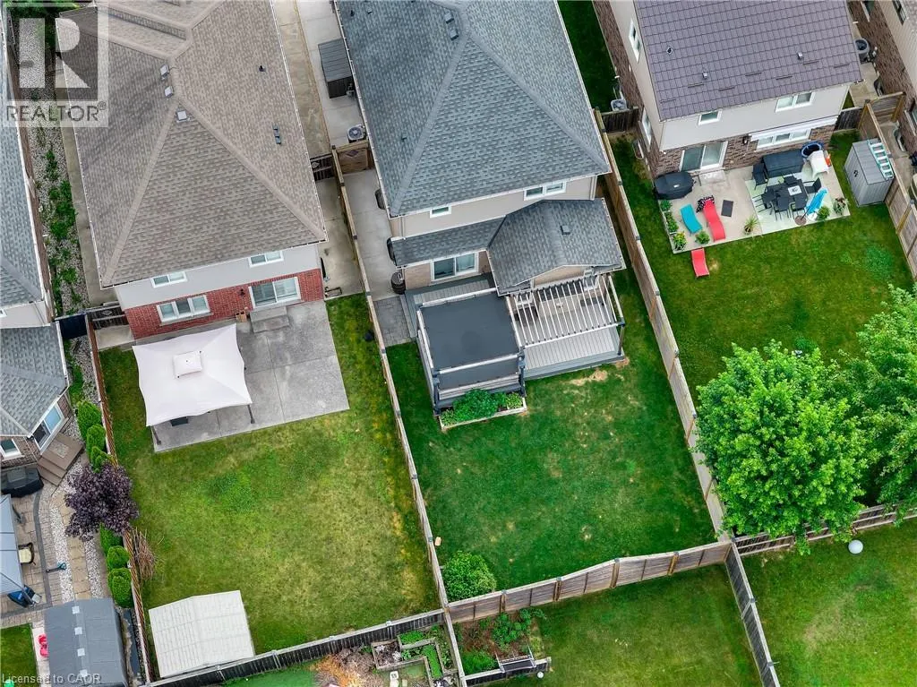 6043 WIENS Boulevard