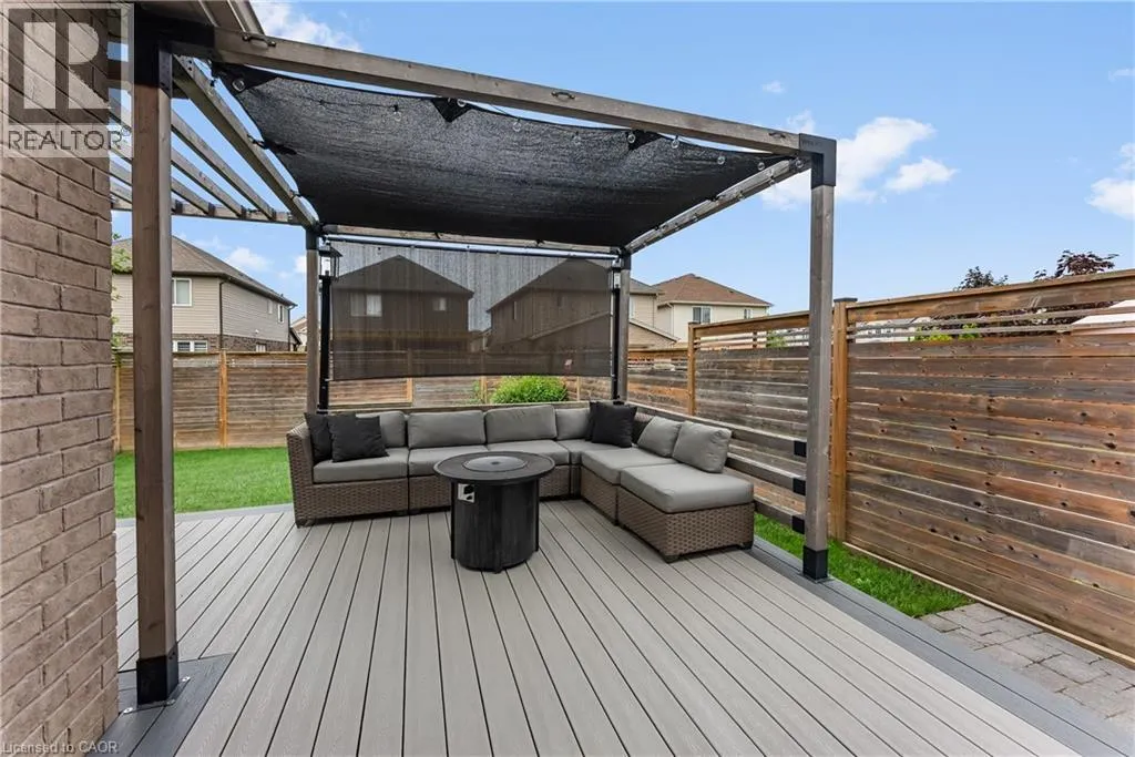 6043 WIENS Boulevard
