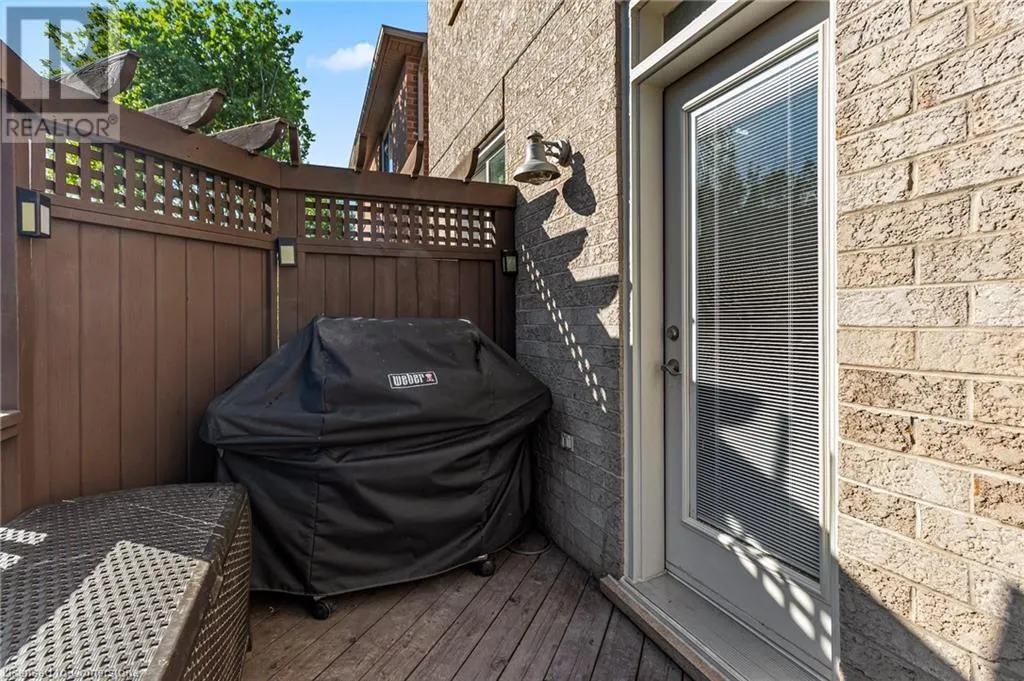 2270 DUNFOREST Crescent