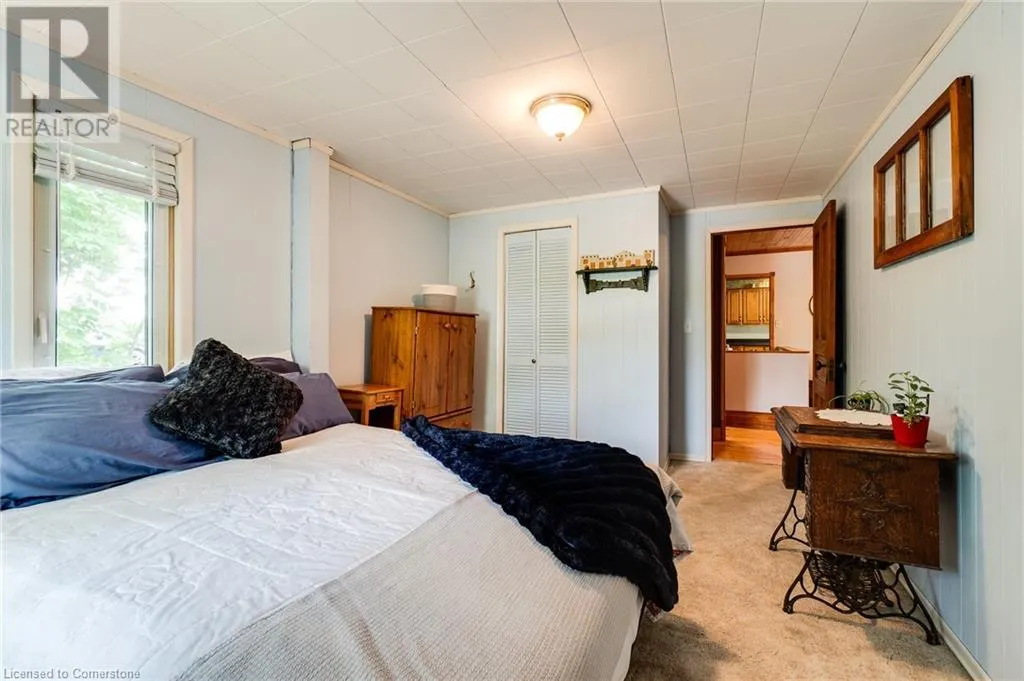 44 PARKSIDE Avenue