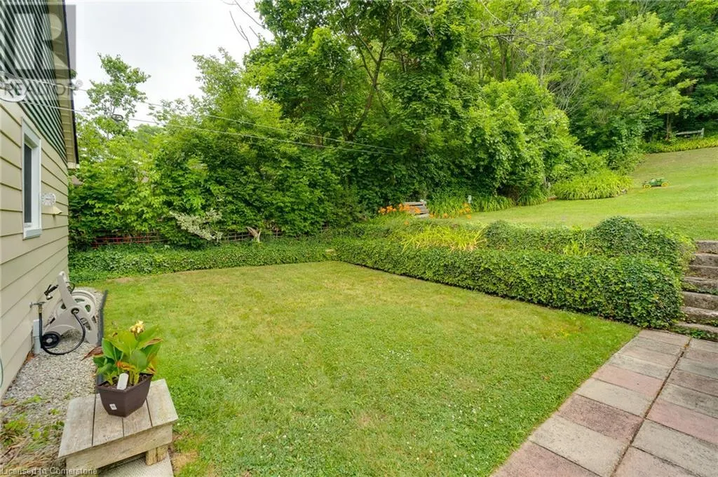 44 PARKSIDE Avenue
