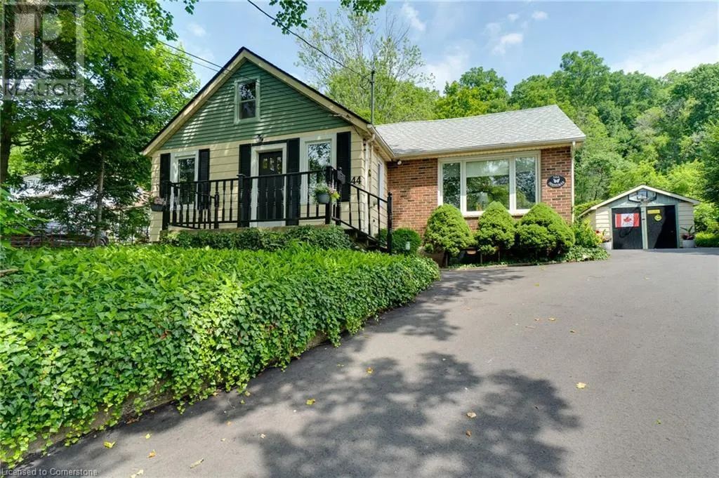 44 PARKSIDE Avenue