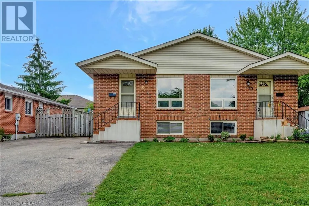 15 IVY Crescent