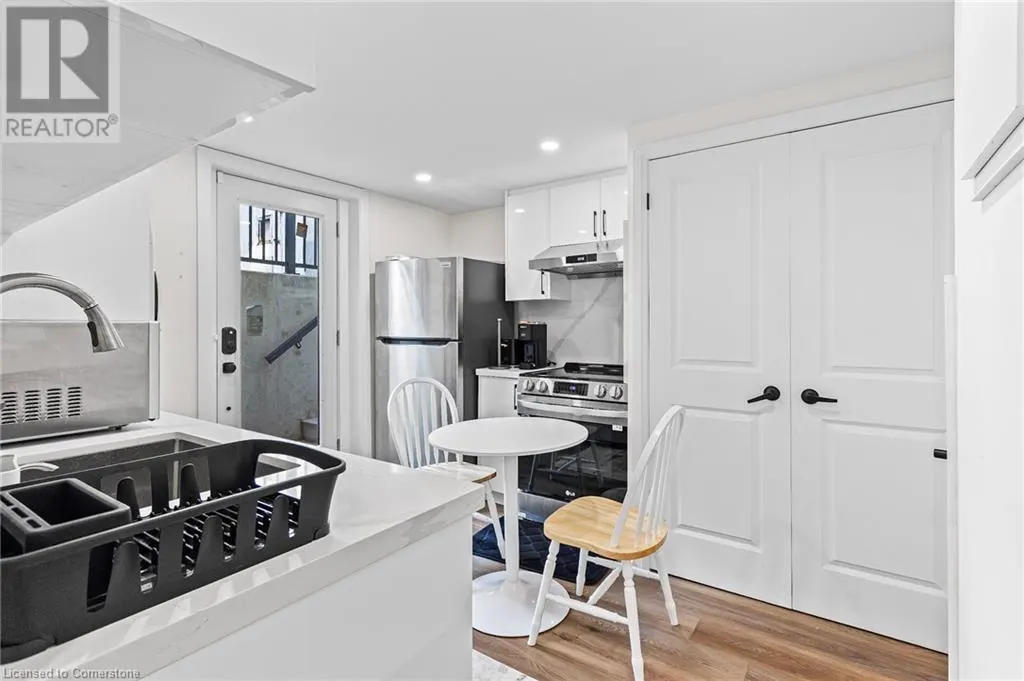 523 PINEGROVE Road Unit# Lower, #Lower