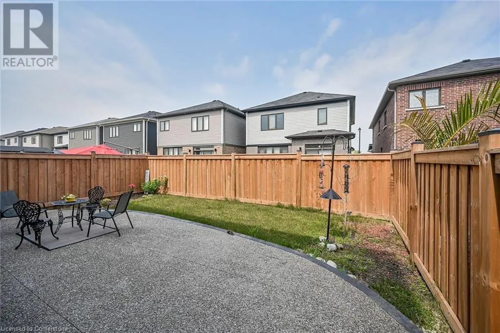 67 MALCOLM Crescent