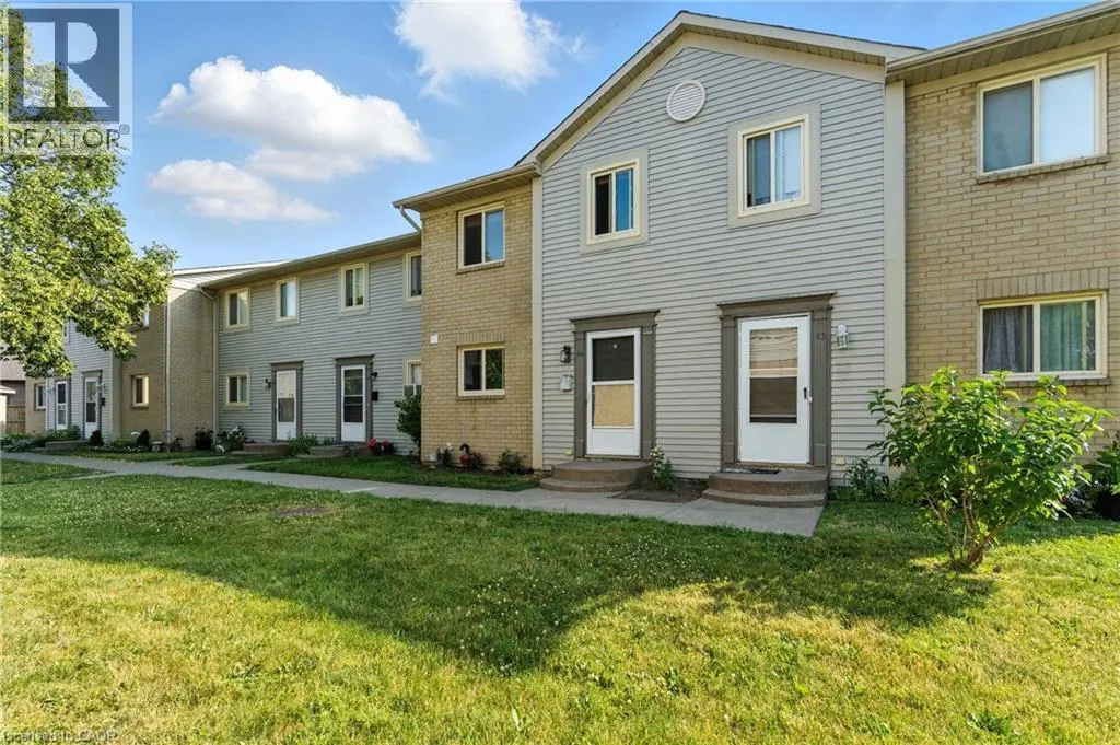 65 DORCHESTER Boulevard Unit# 44, #44