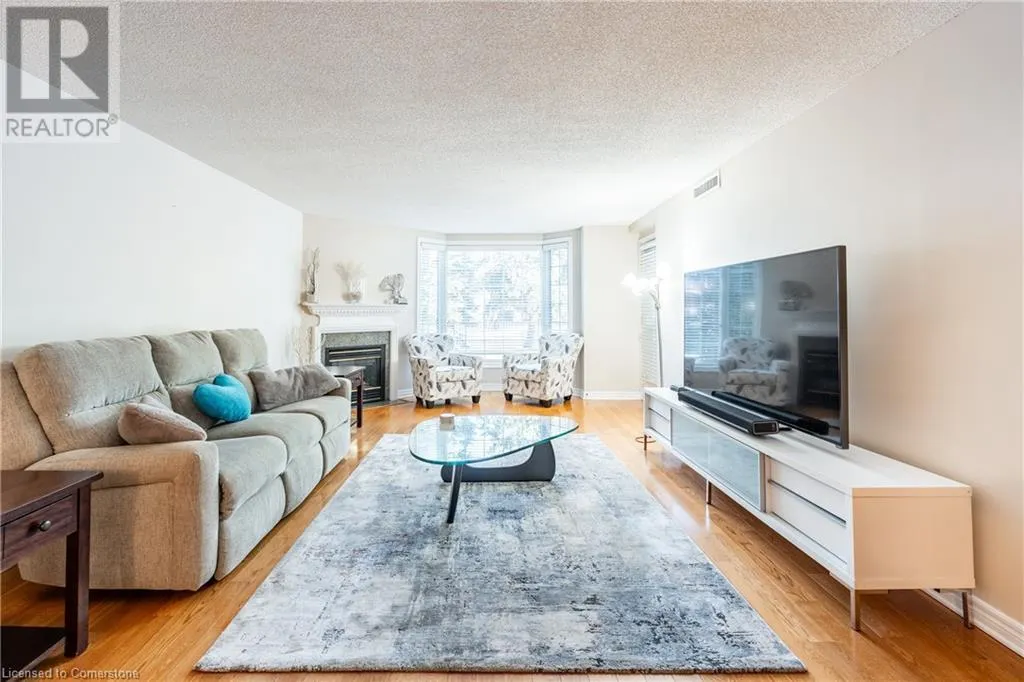 990 GOLF LINKS Road Unit# 106, #106