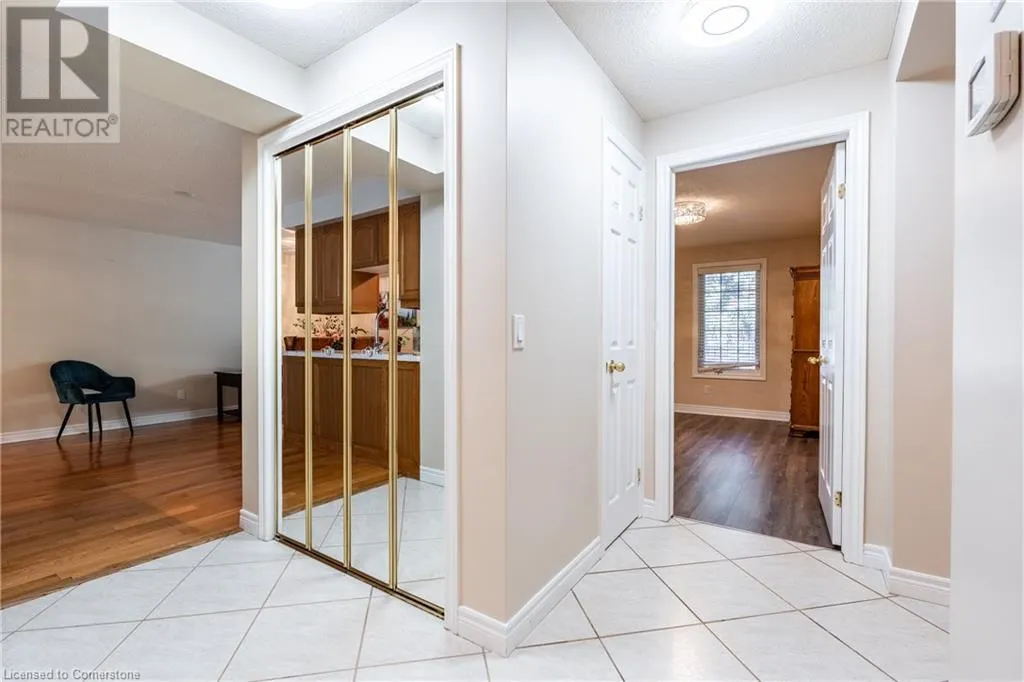 990 GOLF LINKS Road Unit# 106, #106