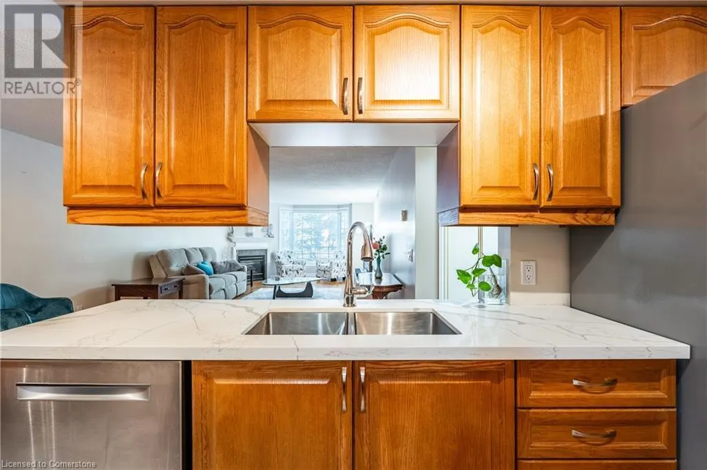 990 GOLF LINKS Road Unit# 106, #106