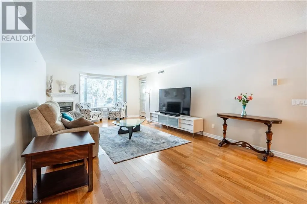 990 GOLF LINKS Road Unit# 106, #106