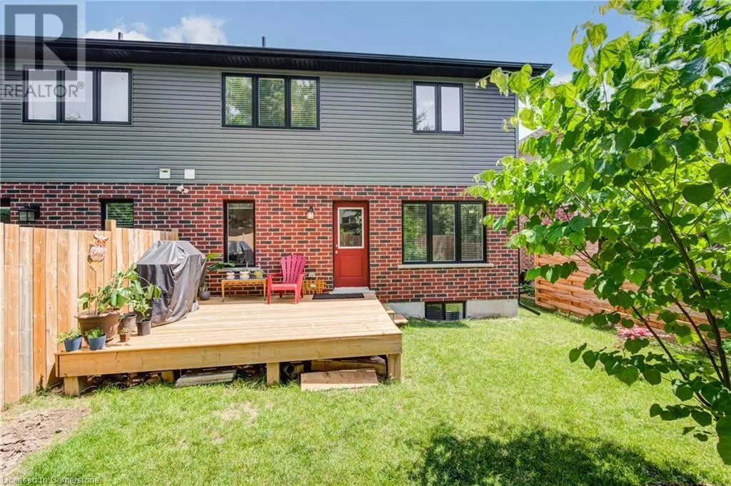 63 CRAB APPLE Court