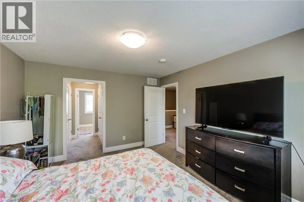 63 CRAB APPLE Court