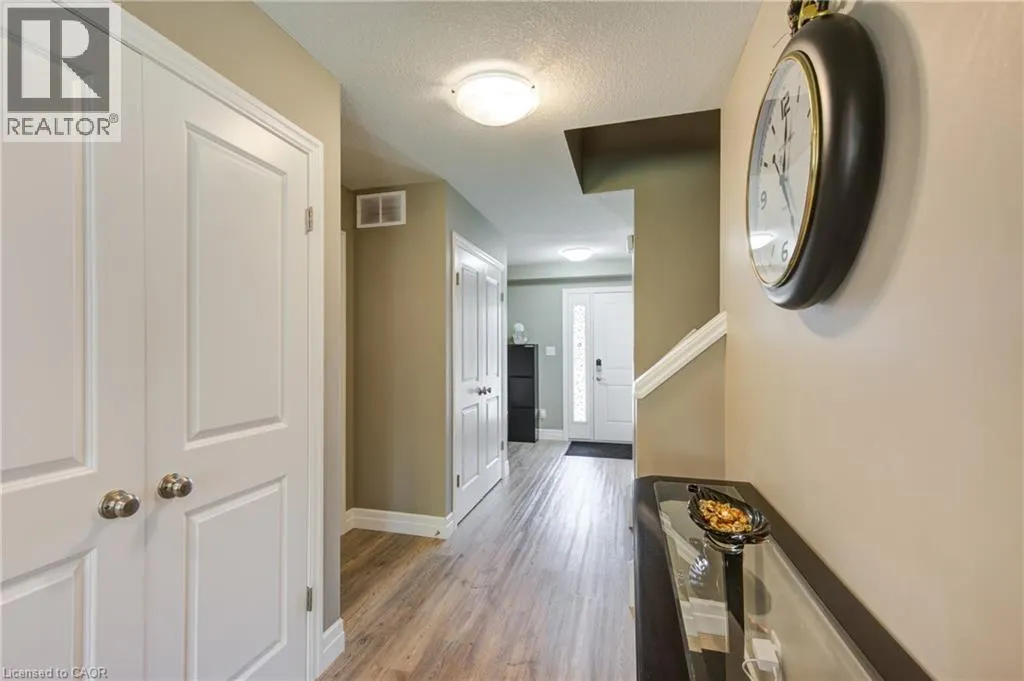 63 CRAB APPLE Court