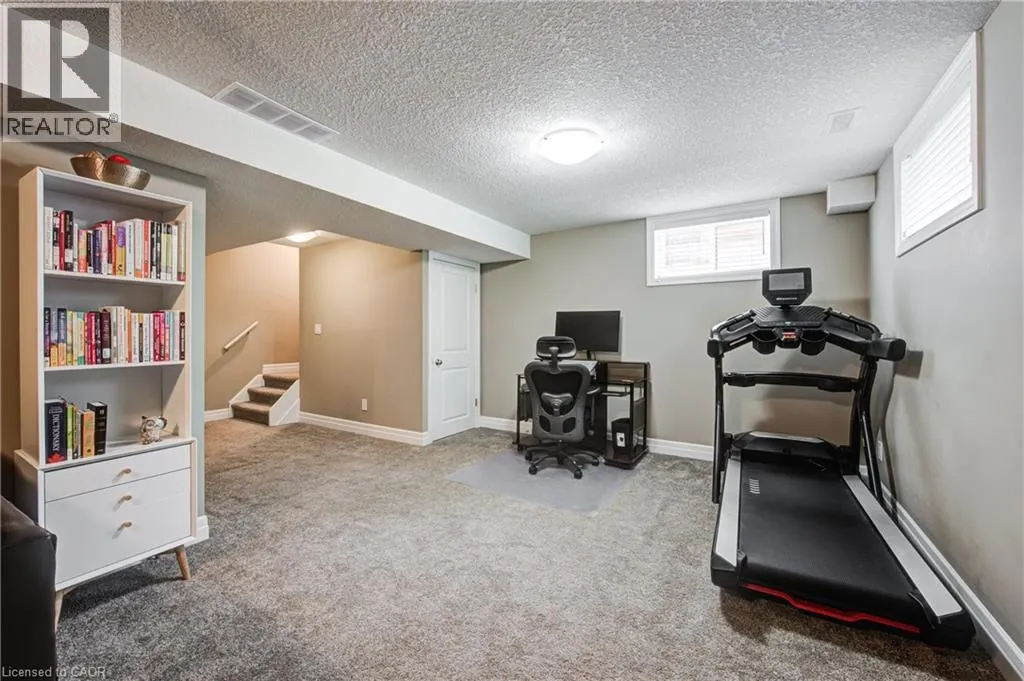 63 CRAB APPLE Court