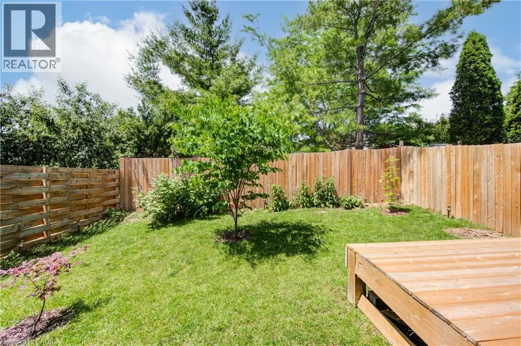63 CRAB APPLE Court