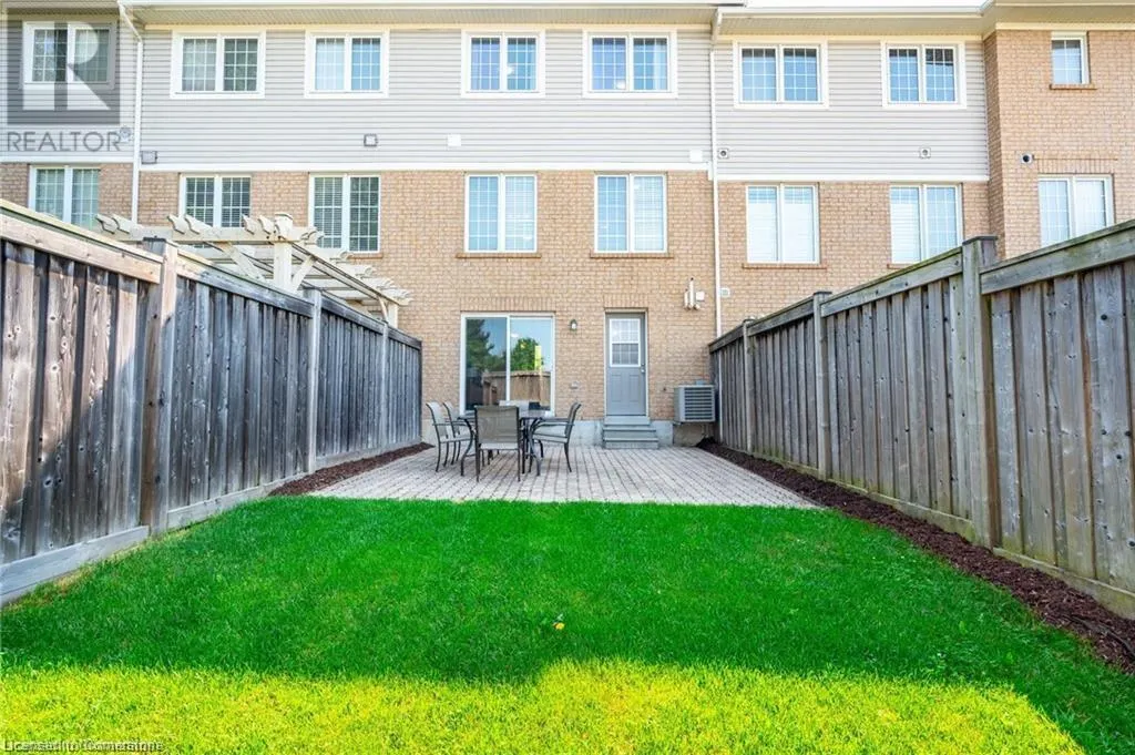69 HEPWORTH Crescent