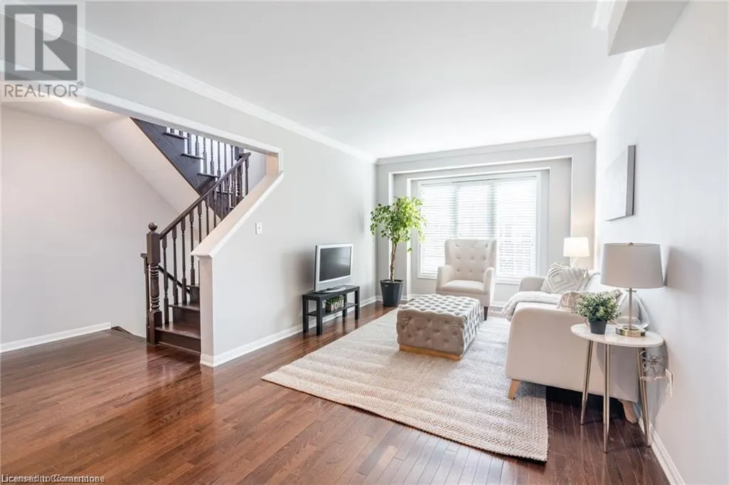 69 HEPWORTH Crescent