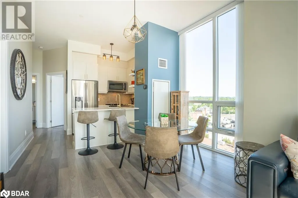 111 WORSLEY Street Unit# PH5, #PH5