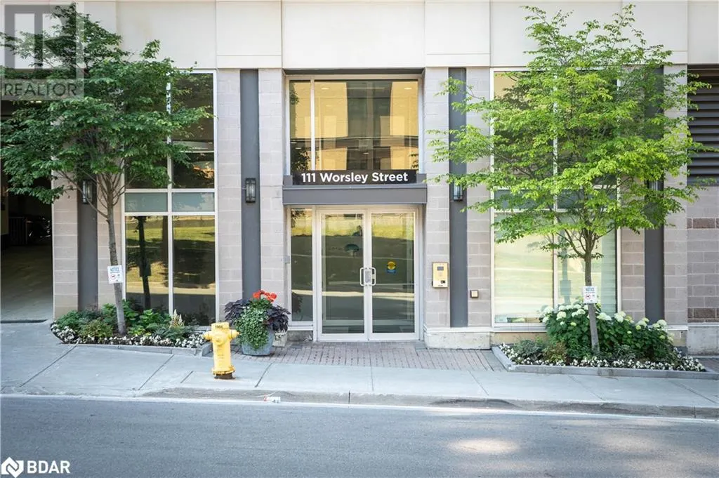 111 WORSLEY Street Unit# PH5, #PH5
