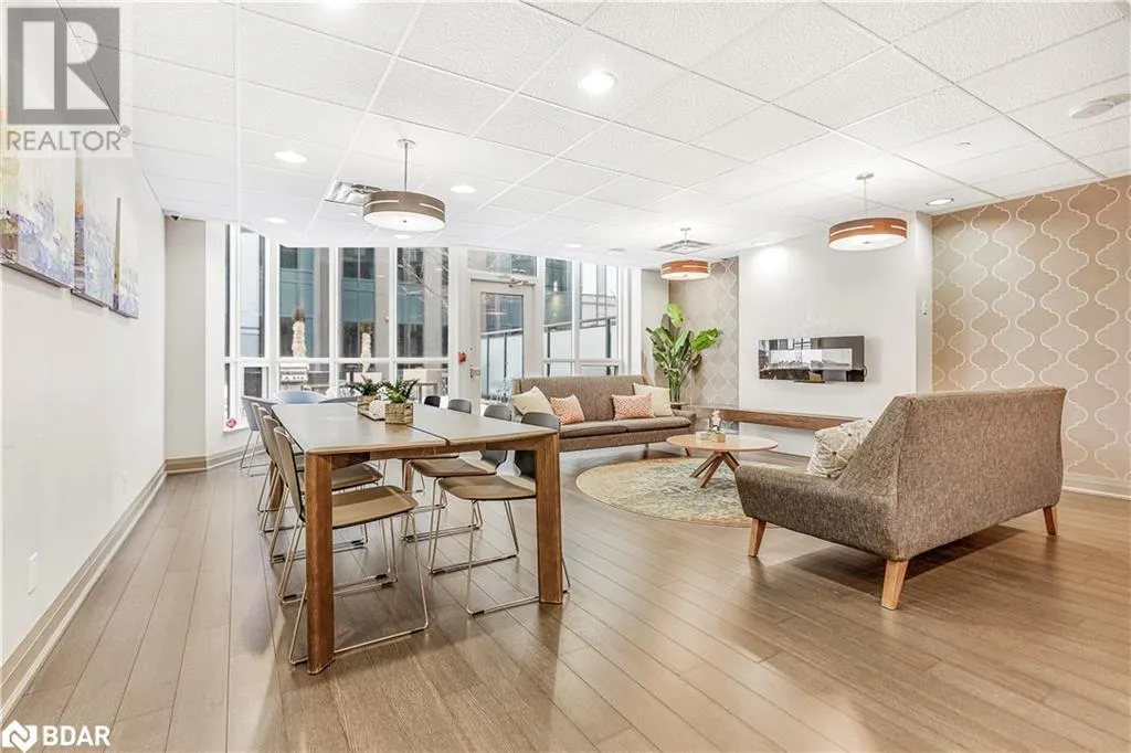 111 WORSLEY Street Unit# PH5, #PH5