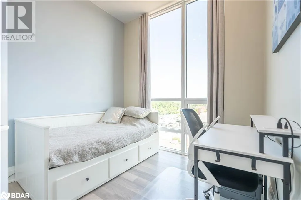 111 WORSLEY Street Unit# PH5, #PH5