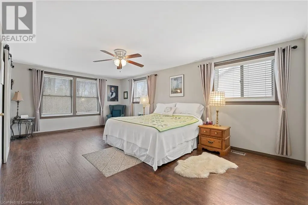 7 ROCHELLE Crescent