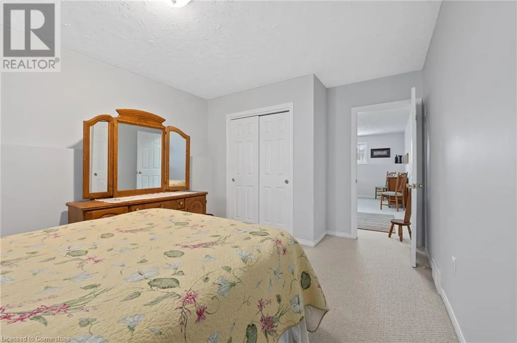 7 ROCHELLE Crescent
