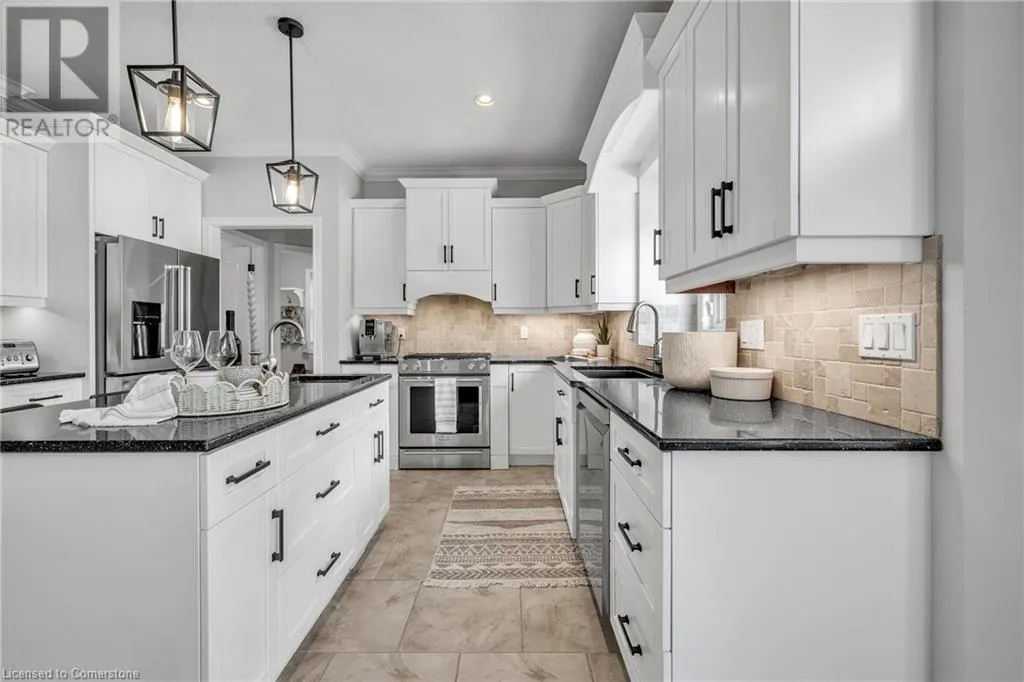 997 RIDGEWOOD Drive