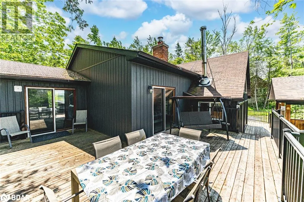 49 HEMLOCK DR