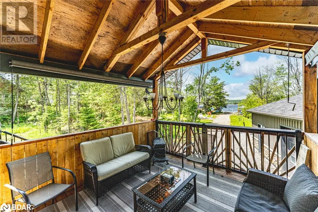 49 HEMLOCK DR