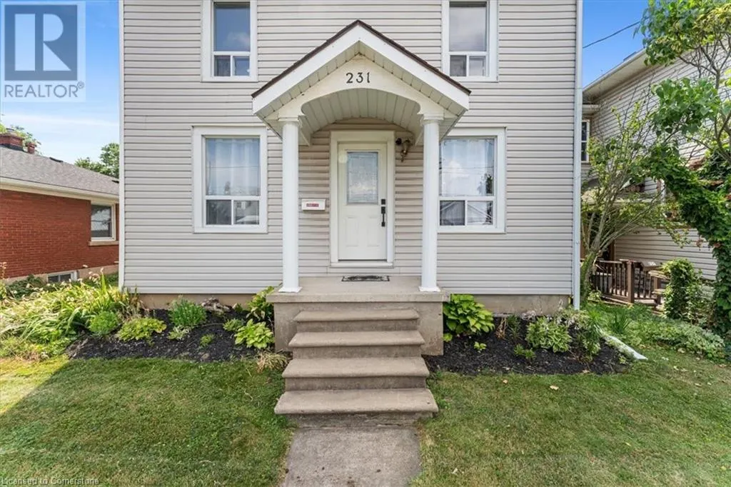 231 VINE Street
