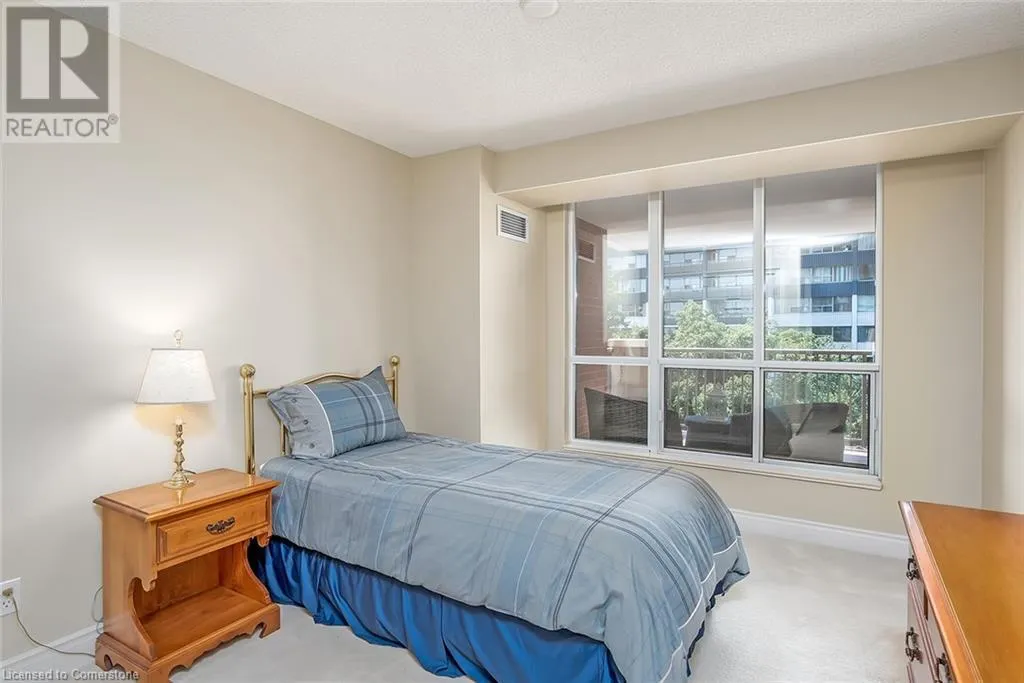 442 MAPLE Avenue Unit# 609, #609