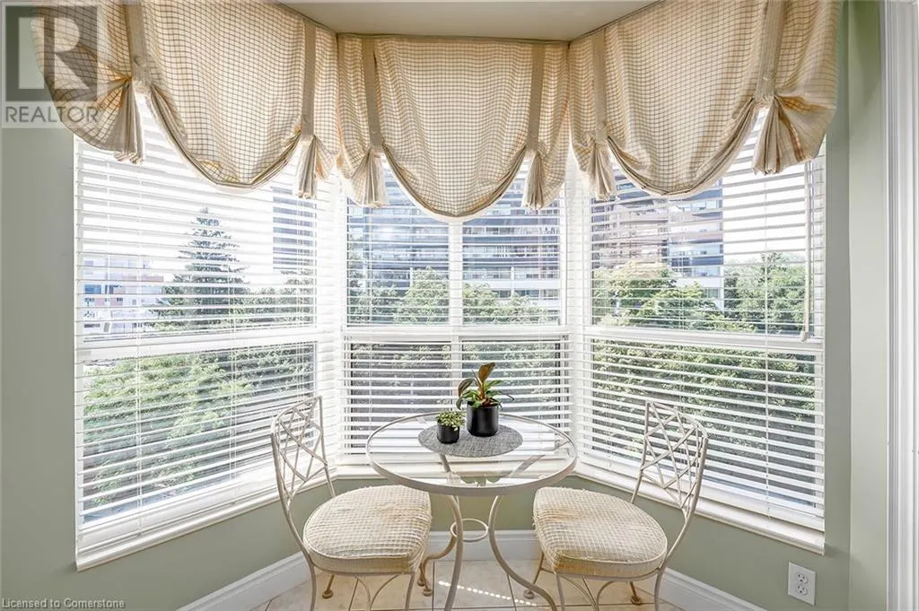 442 MAPLE Avenue Unit# 609, #609