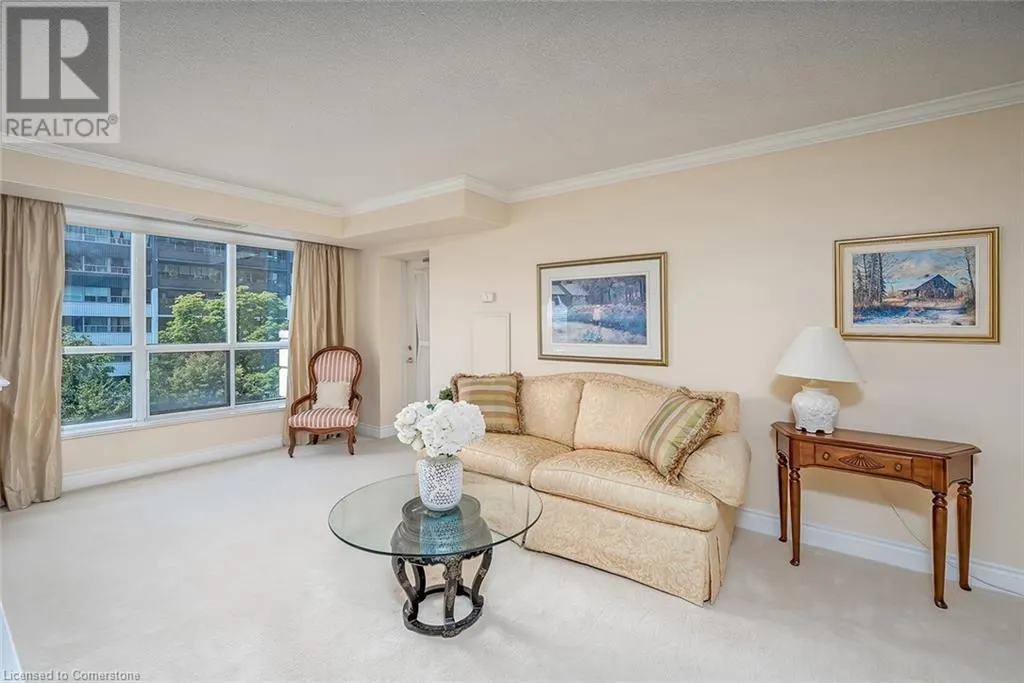 442 MAPLE Avenue Unit# 609, #609