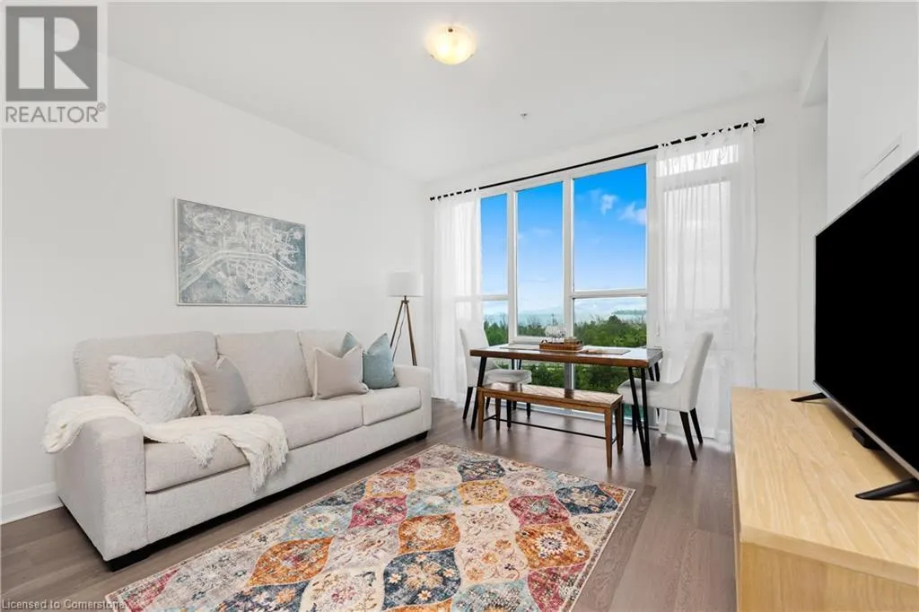 16 CONCORD Place Unit# 519, #519