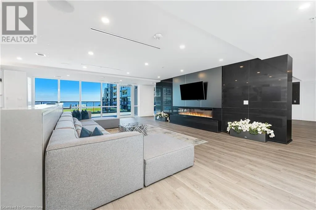 16 CONCORD Place Unit# 519, #519