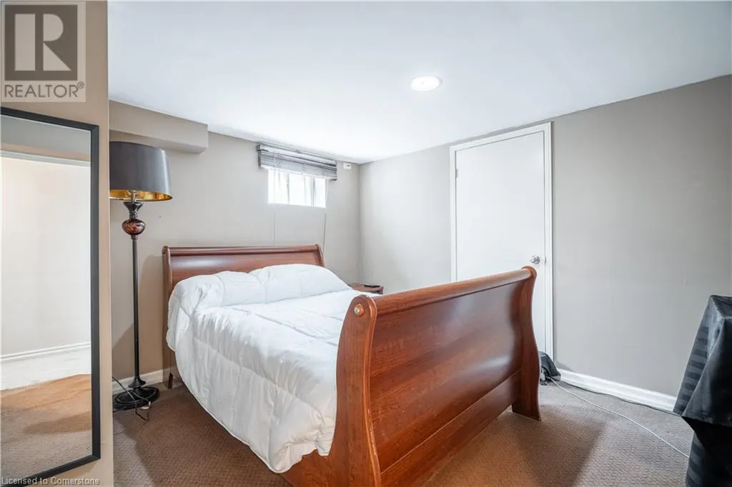 11 SPEERS Avenue
