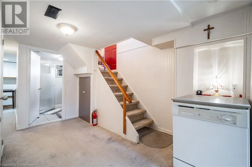 11 SPEERS Avenue