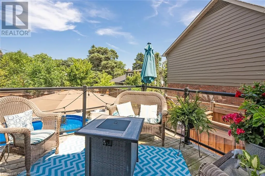275 ALEXANDER Court